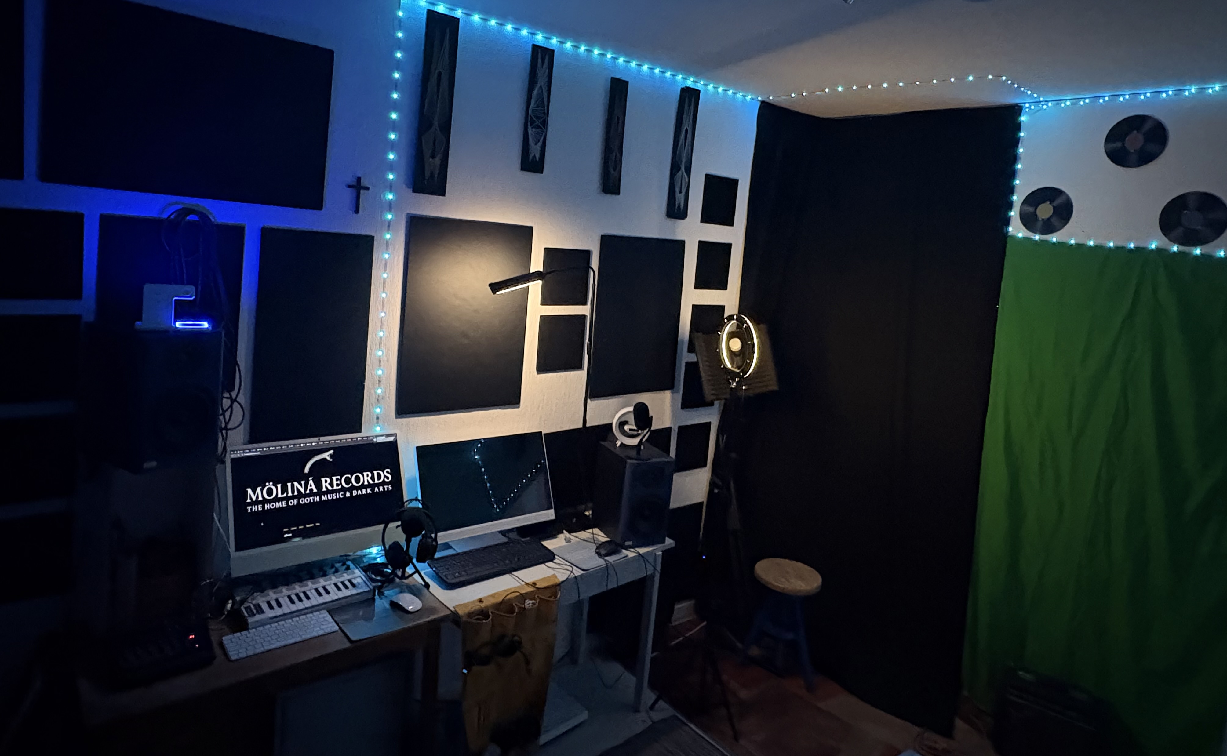 MÖLINÄ Records